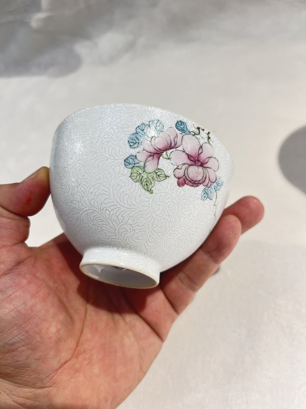 粉地扎道粉彩花卉纹鸡心杯一对 - 图6
