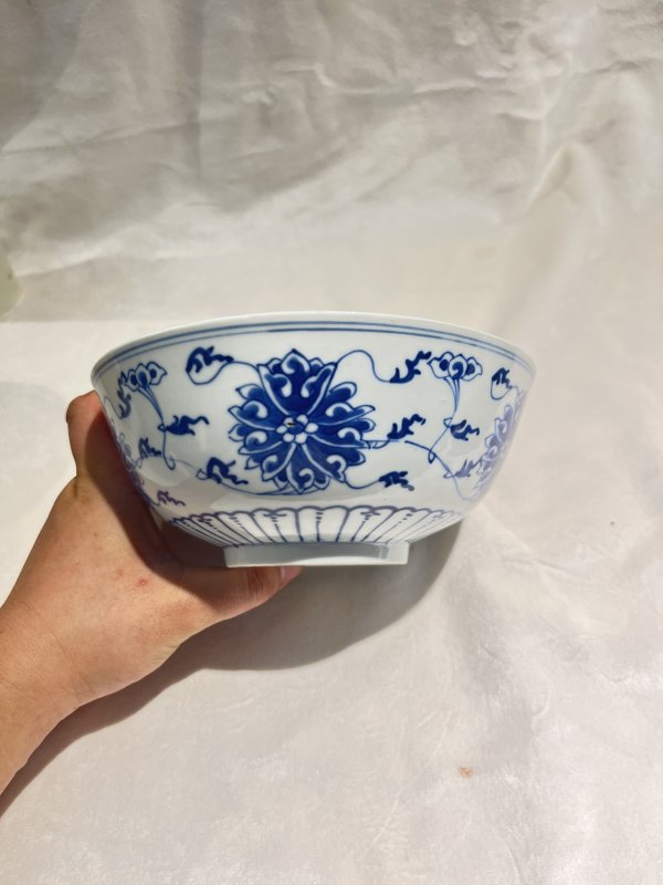 青花缠枝莲纹碗 - 图6