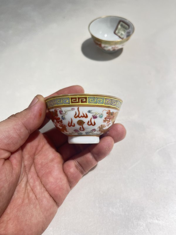 粉彩云龙纹杯一对 - 图3