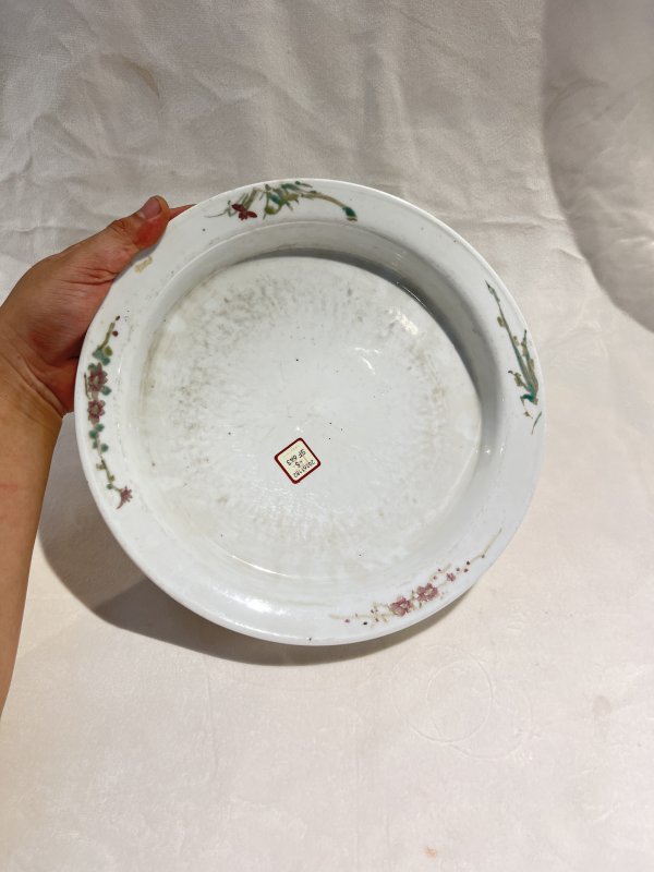 粉彩人物故事图花盆、奁一对 - 图10