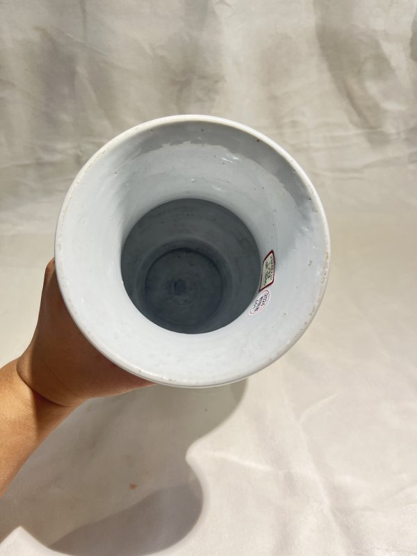 五彩描金荷塘纹尊 - 图7