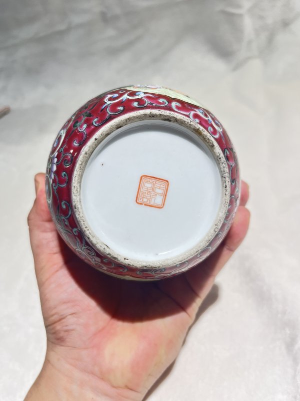 粉彩开光婴戏纹盖罐 - 图8