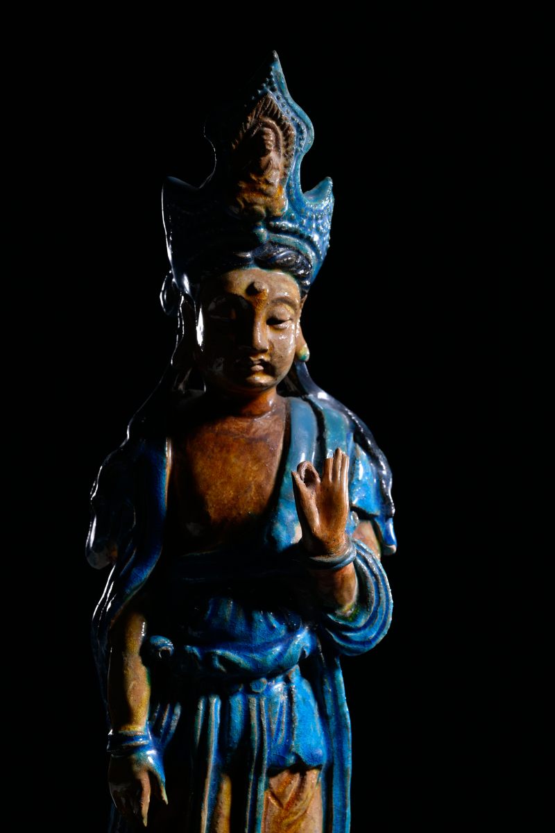 明 三彩一佛两侍 - 图6