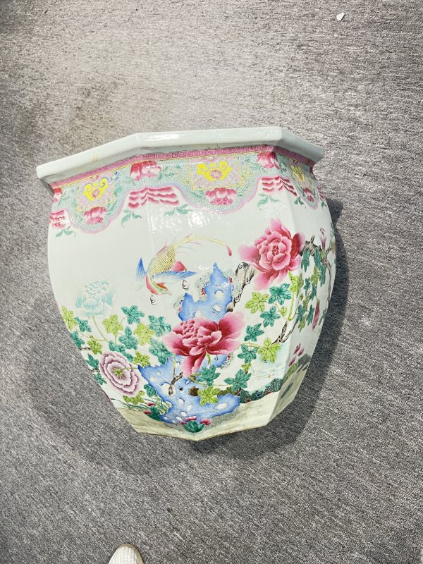 粉彩富贵牡丹花鸟纹缸 - 图4