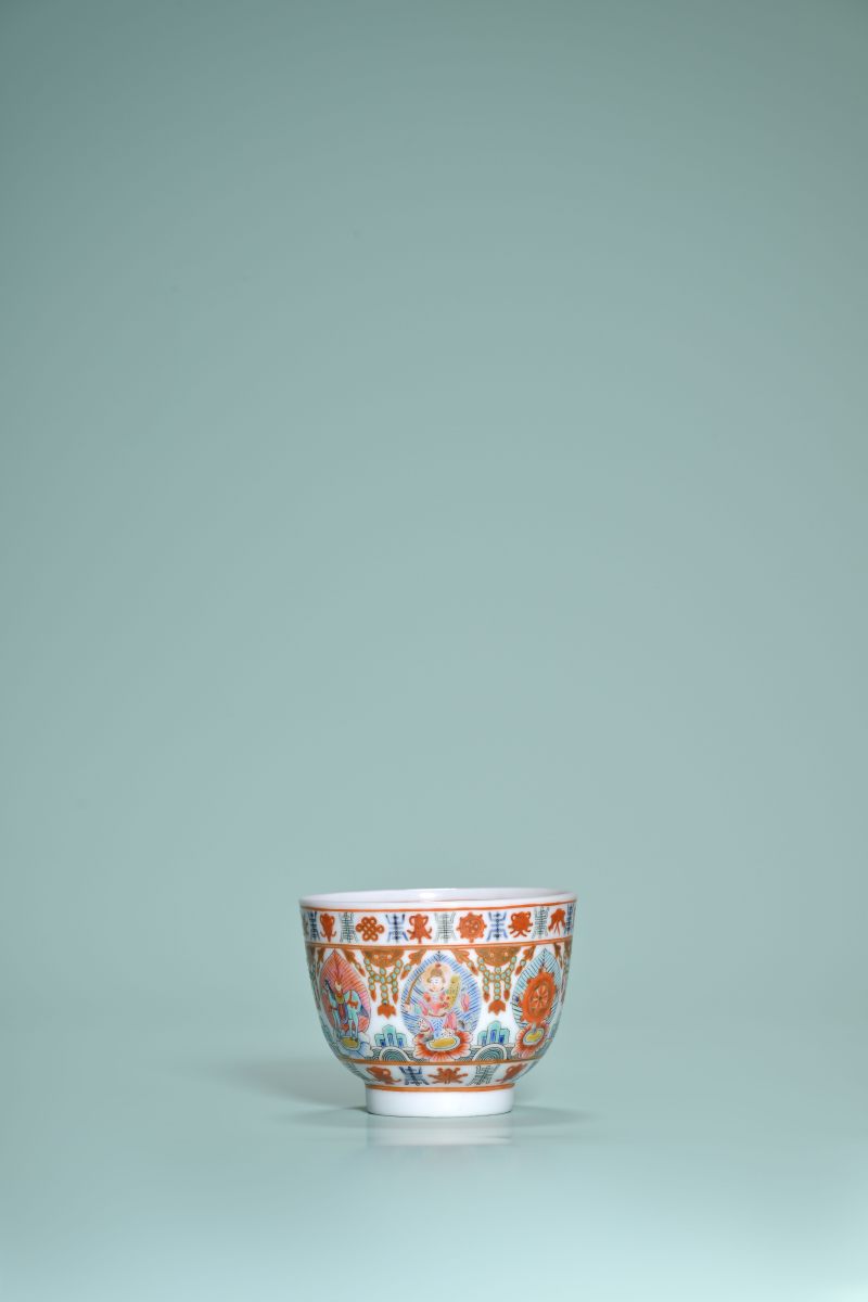 清中期 粉彩七珍八宝杯 - 图2