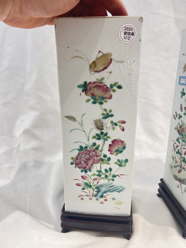 粉彩四季花卉纹四方帽筒一对 - 图7