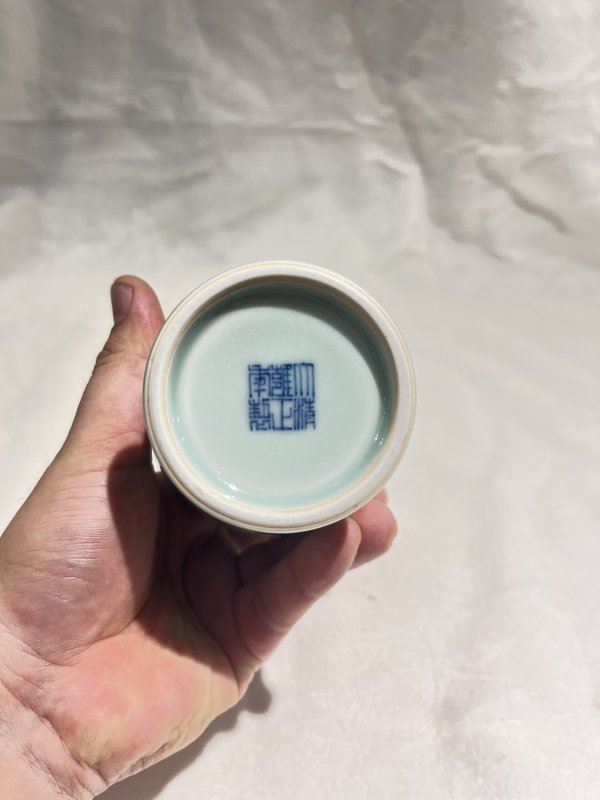 青釉玄纹长颈瓶 - 图8