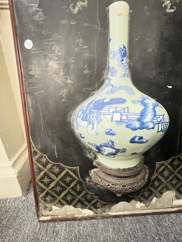 木胎黑漆青花人物纹壁瓶 - 图7
