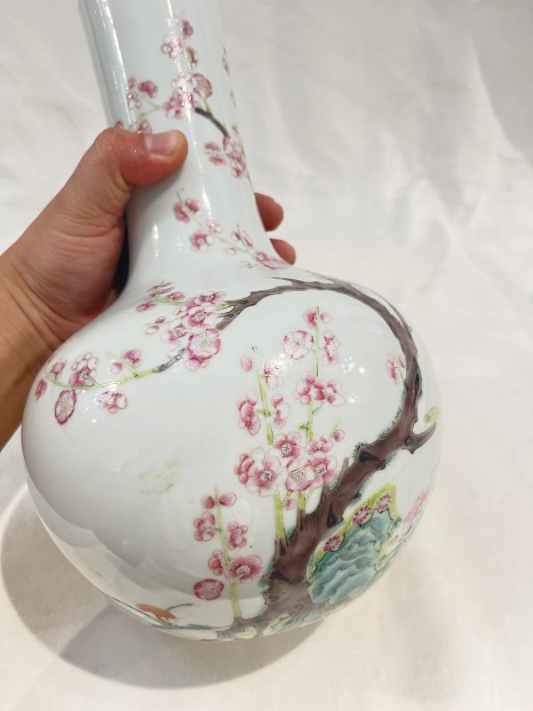 粉彩梅花纹天球瓶 - 图7
