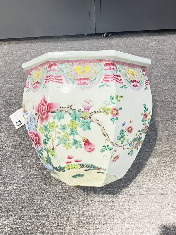 粉彩富贵牡丹花鸟纹缸 - 图8
