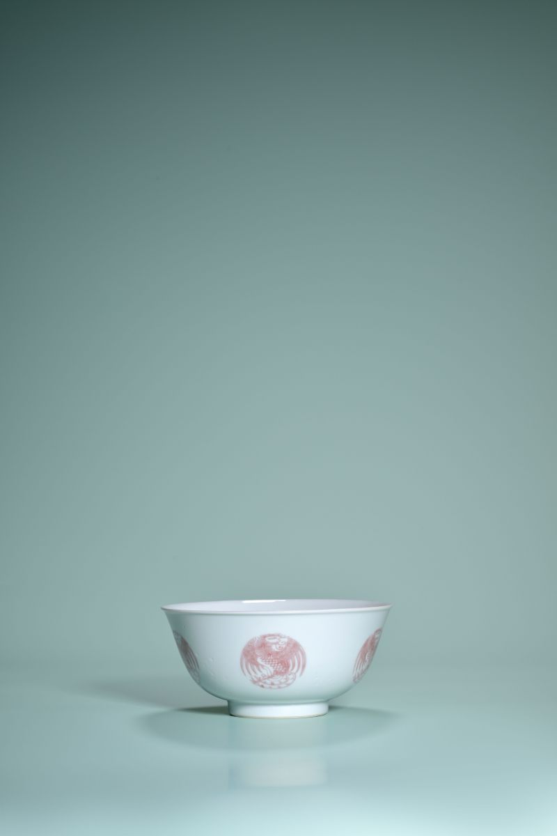 清道光 釉里红团凤纹碗 - 图4