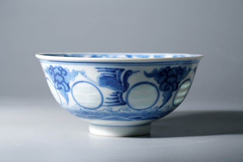 清光绪 青花云鹤玲珑八卦纹碗 - 图5