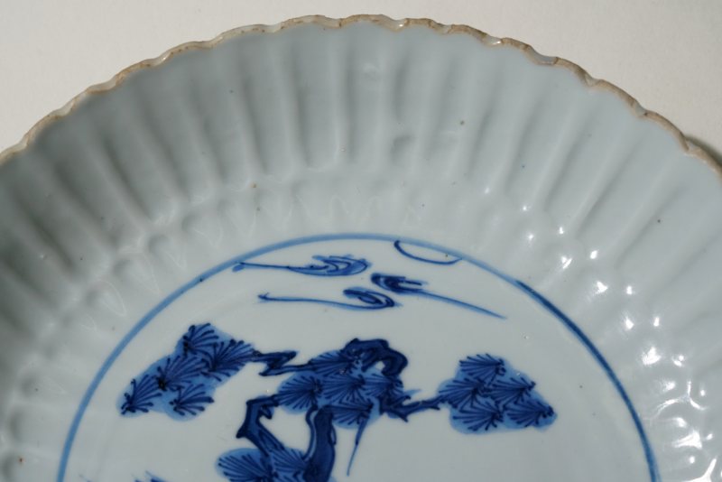 明万历 青花松鹿菊瓣盘 - 图8