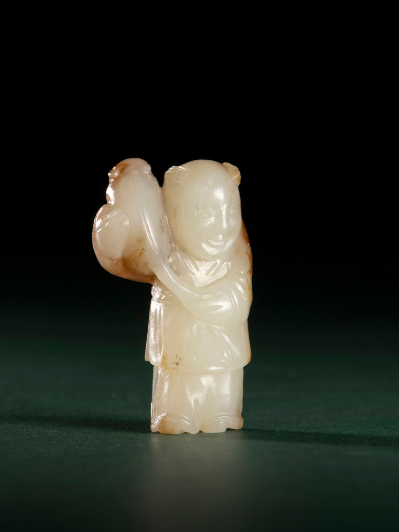 元 白玉红皮抱鼠童子