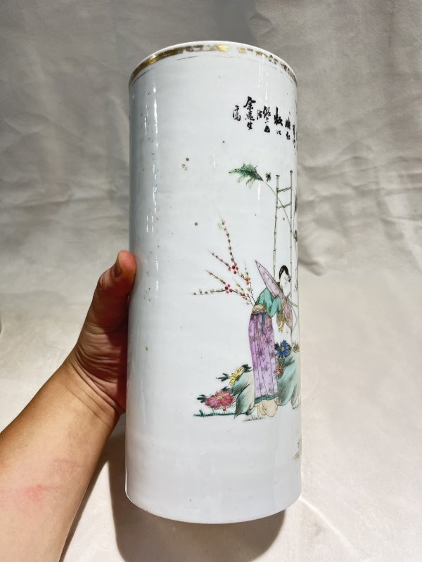 粉彩仕女诗文帽筒 - 图6