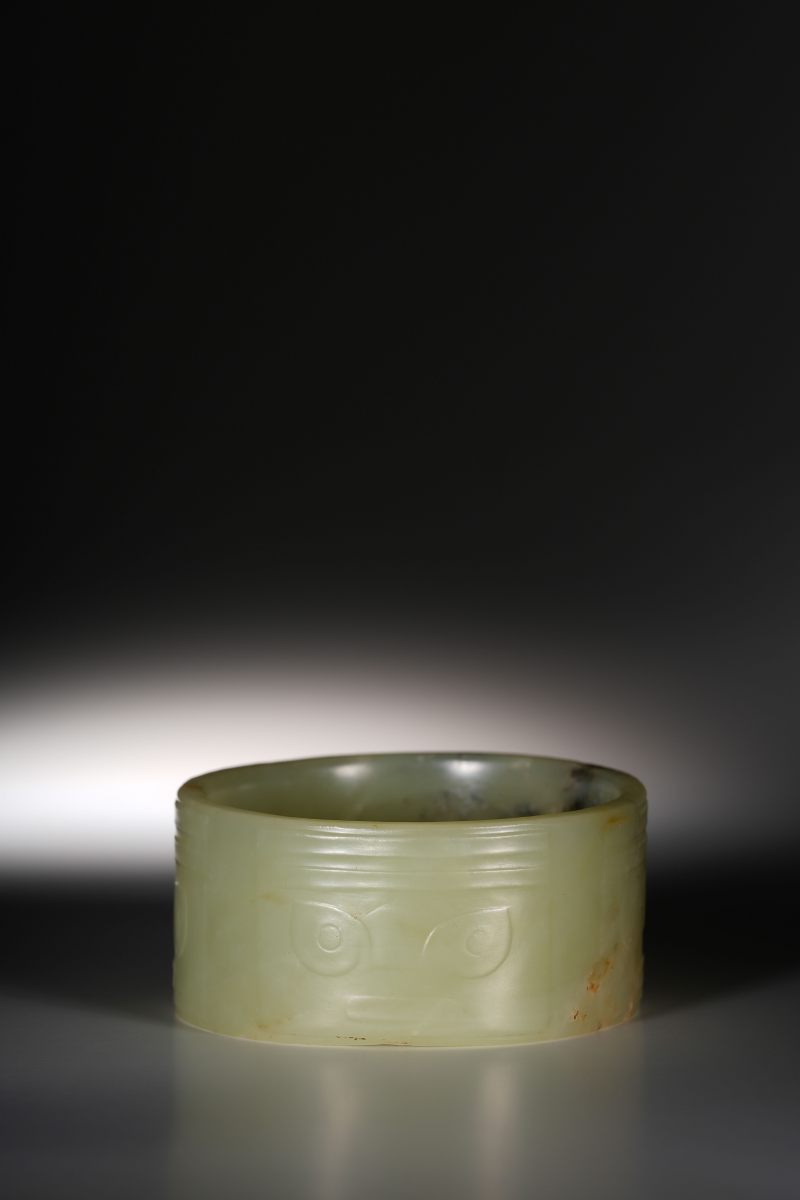 明 黄玉兽面纹琮式箍形器 - 图5