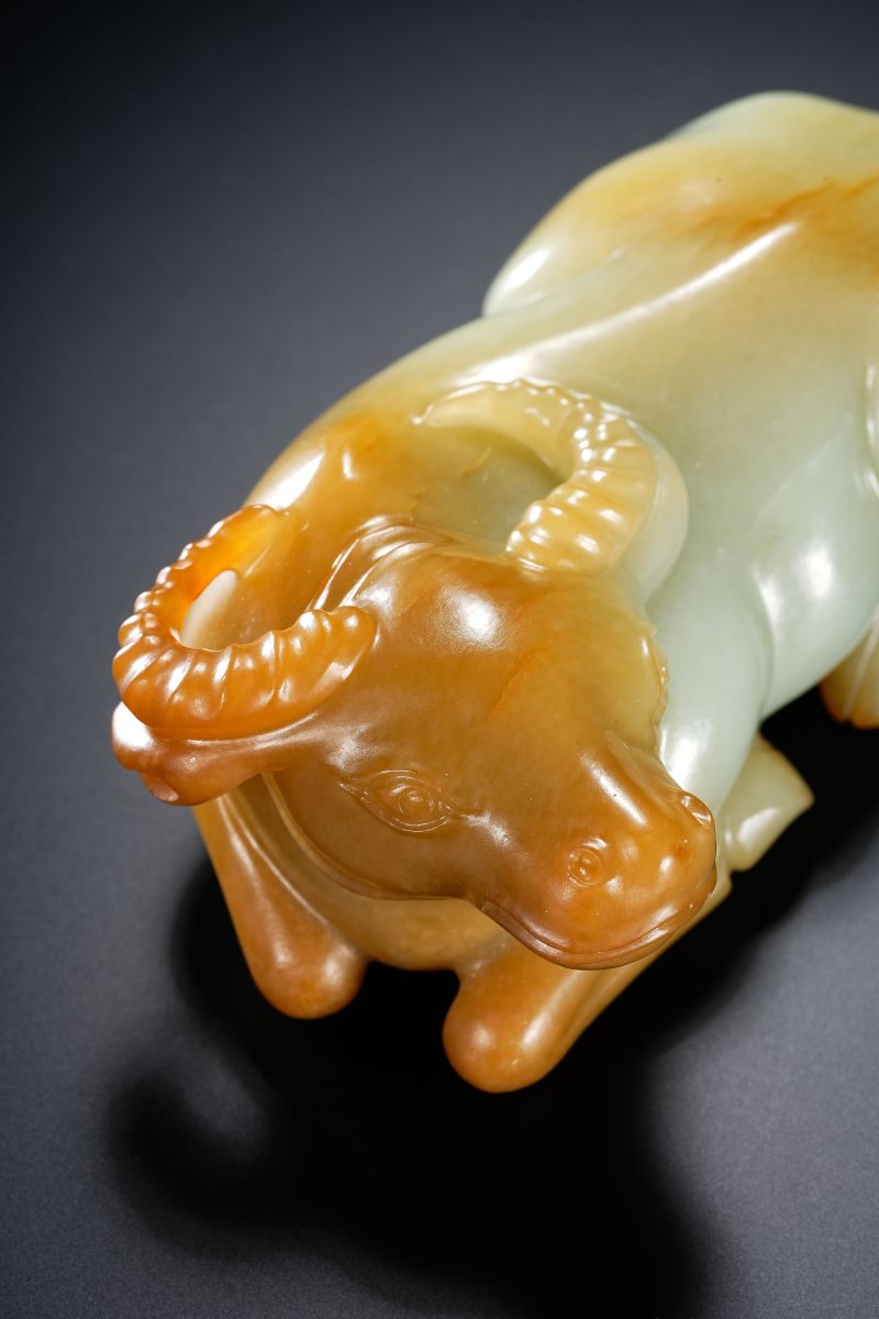 清 白玉红沁卧牛 - 图5