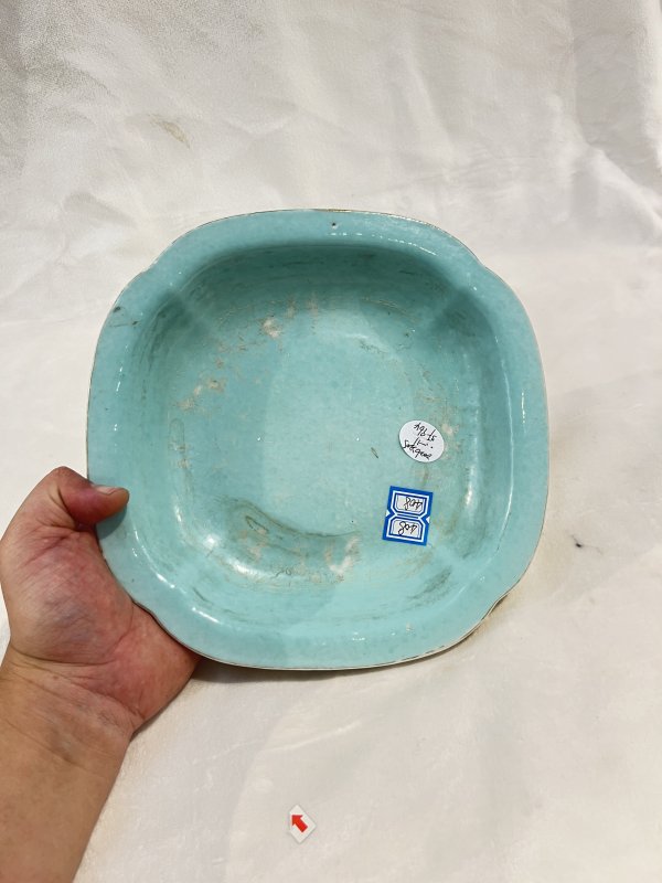 黄地粉彩夔凤穿花纹花口花盆、奁一对 - 图20