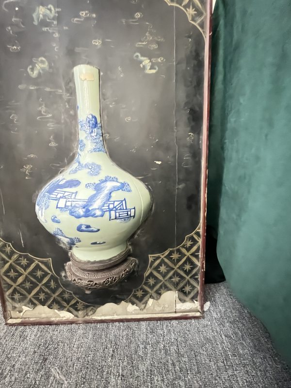木胎黑漆青花人物纹壁瓶 - 图8