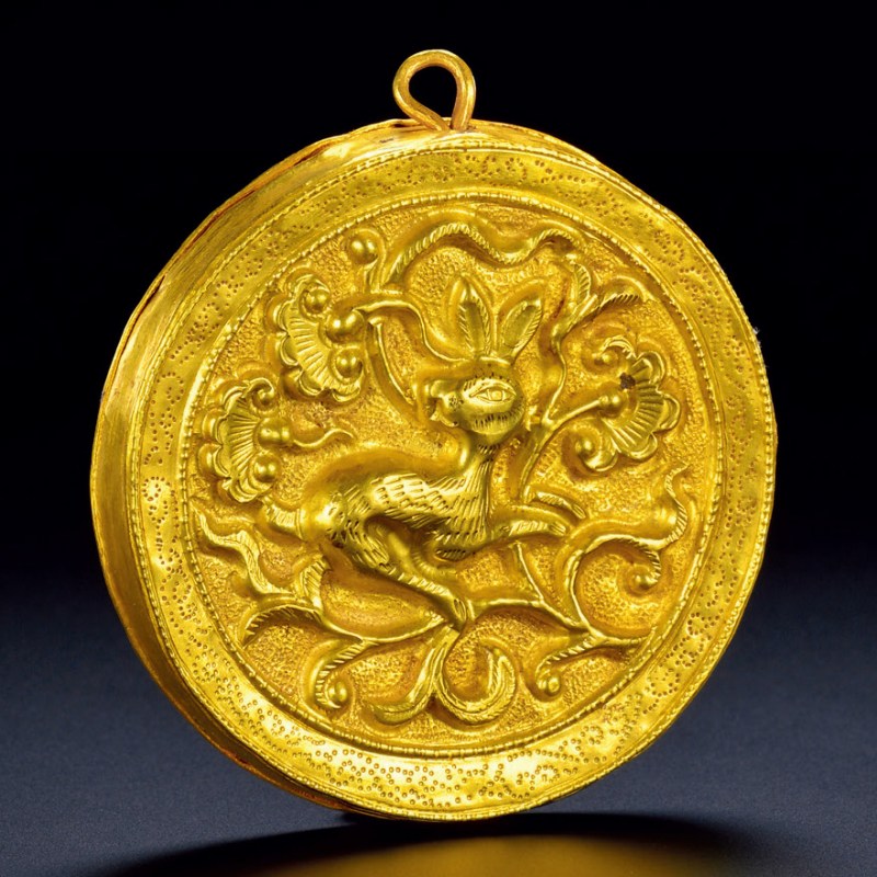 明 金兔衔灵芝诗文饰