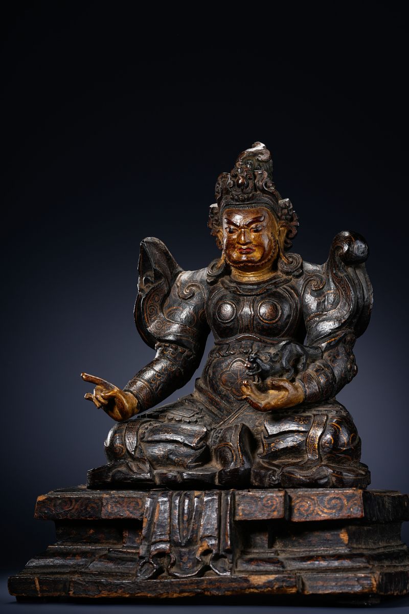17世纪 紫檀木泥金财神坐像 - 图5