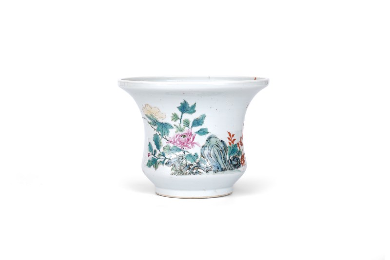 粉彩花卉纹花盆 - 图2