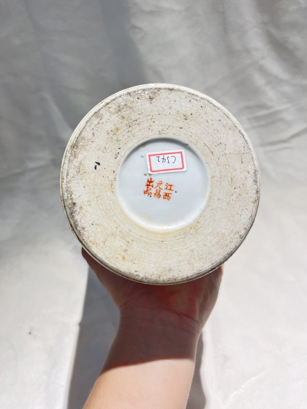 粉彩仕女诗文帽筒 - 图8