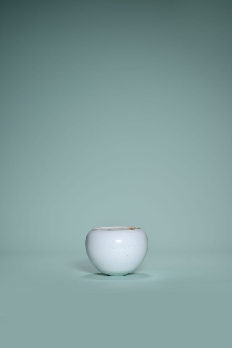 明 白釉蛋壳形钵 - 图2