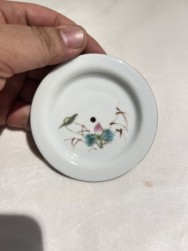 粉彩荷塘花鸟纹盖盒一套 - 图5