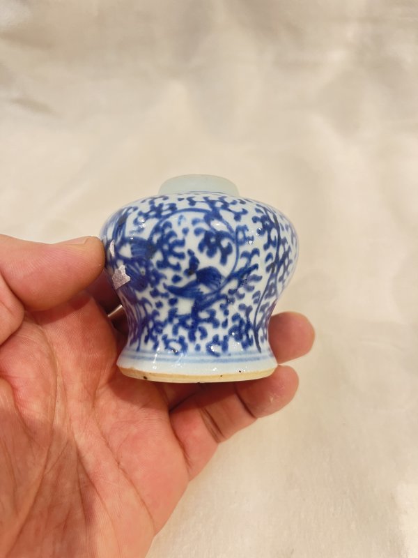 青花缠枝莲纹天字罐 - 图3