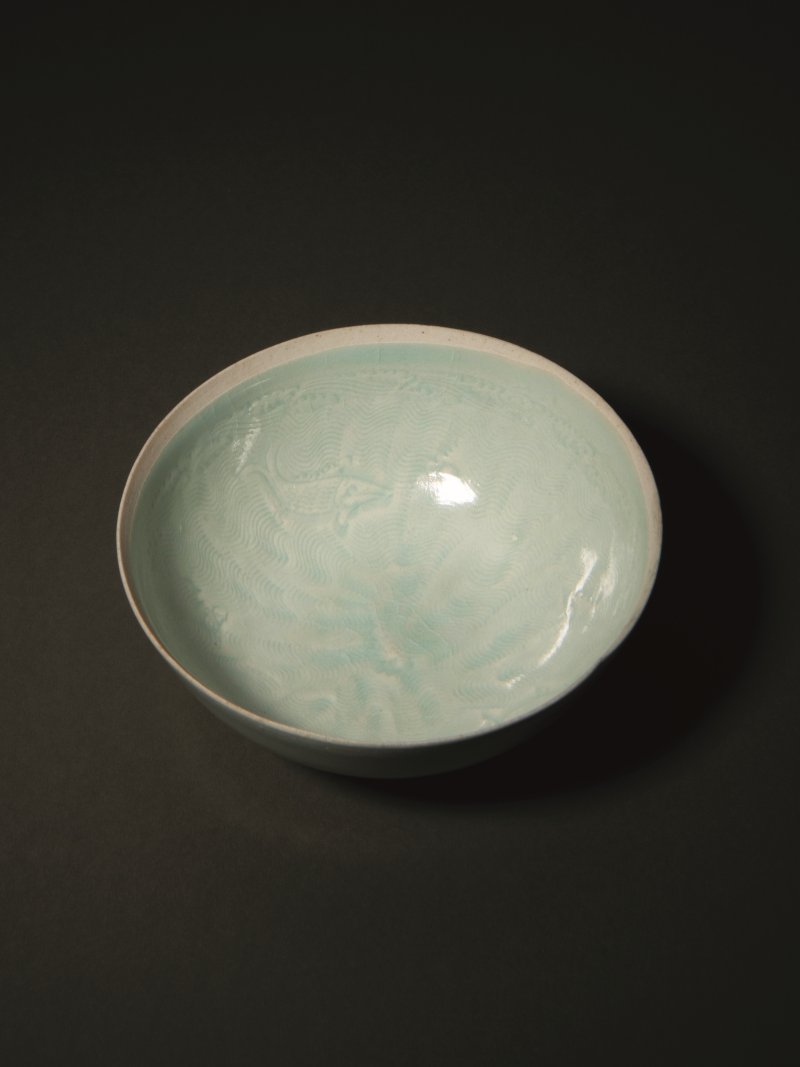 明 湖田窑水波游鱼纹盏 - 图1