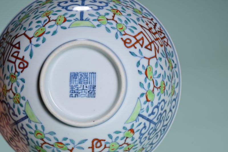清道光 斗彩寿字图碗 - 图3