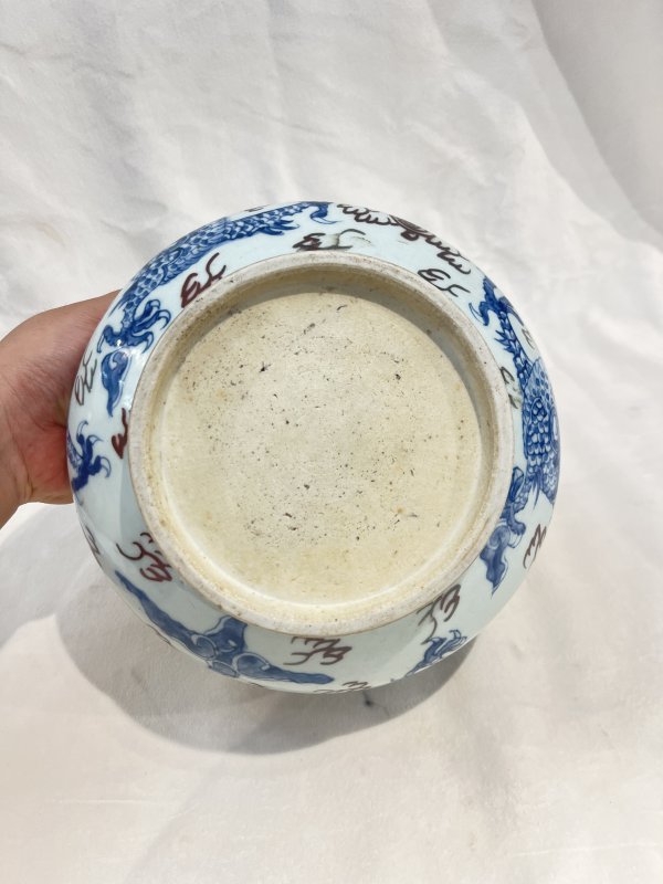 青花釉里红双龙戏珠纹香炉 - 图8