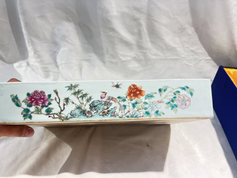 粉彩山石花鸟纹赏盆 - 图5