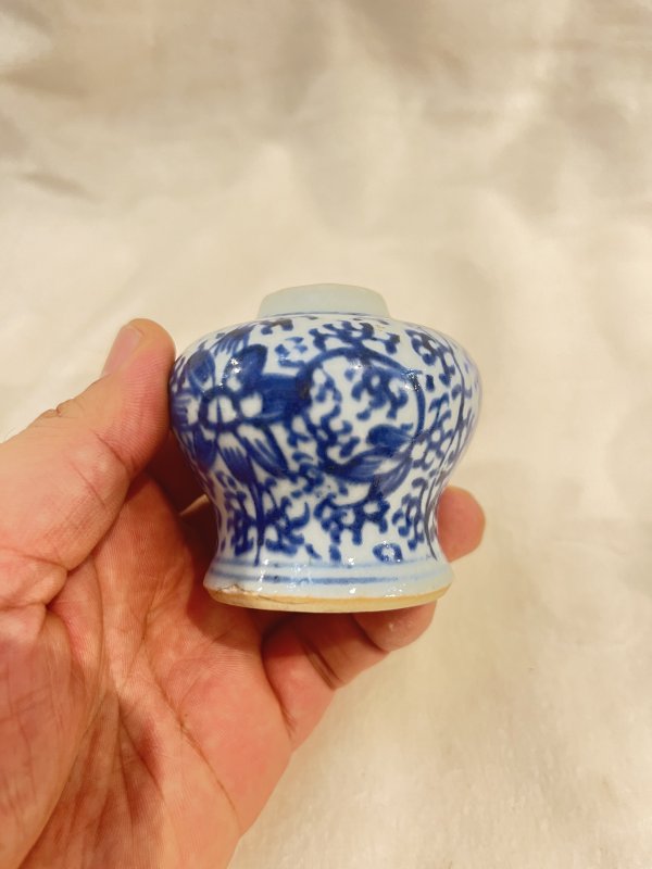 青花缠枝莲纹天字罐 - 图5