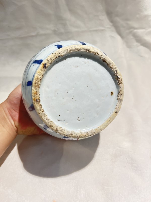 青花花蝶纹罐 - 图8