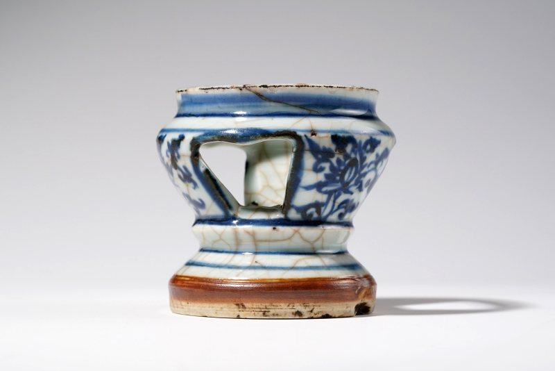 明空白期 青花器座 - 图6