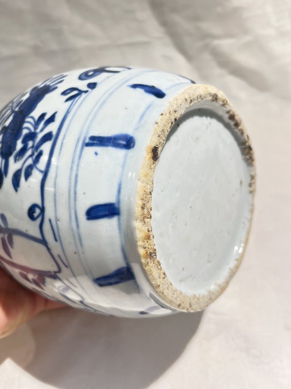 青花花蝶纹罐 - 图9