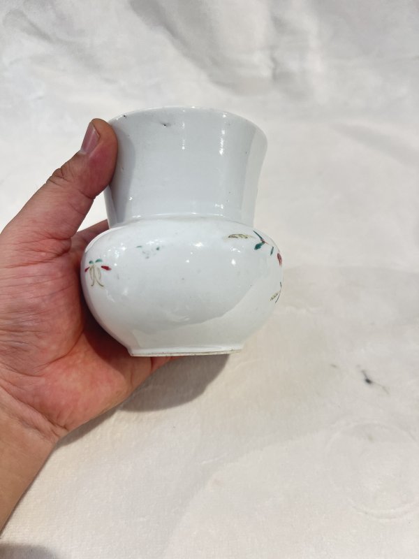 粉彩花鸟纹渣斗一对 - 图12