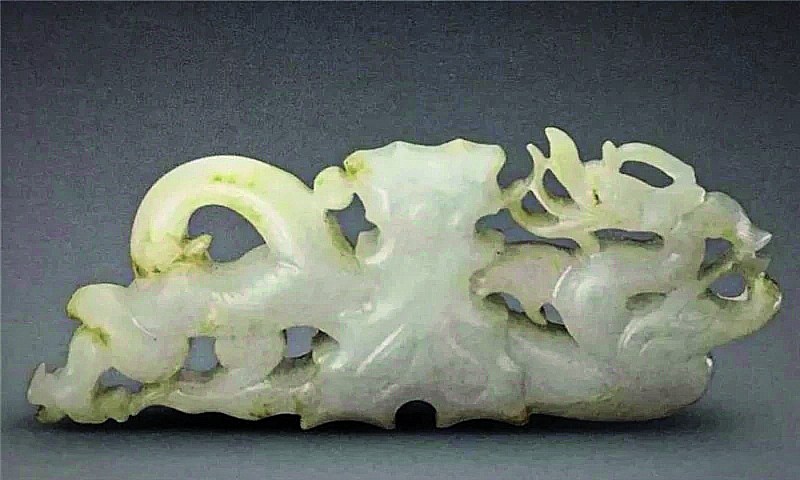 明 银制龙穿花海棠形带饰 - 图10