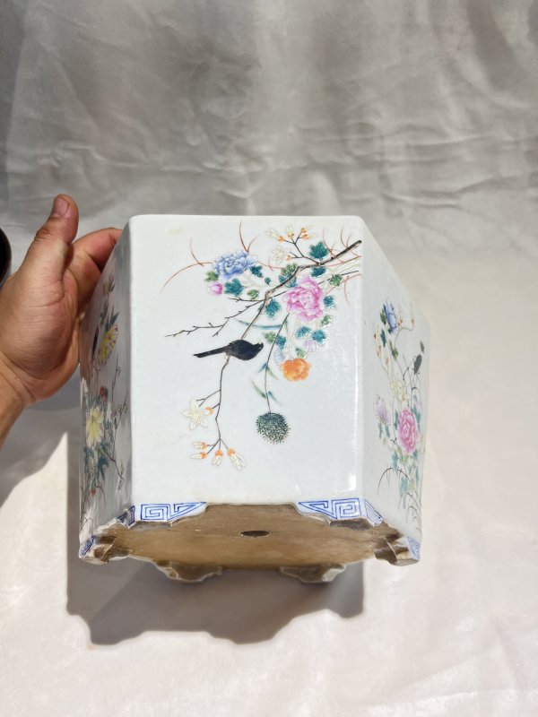 粉彩花鸟纹六方花盆 - 图4