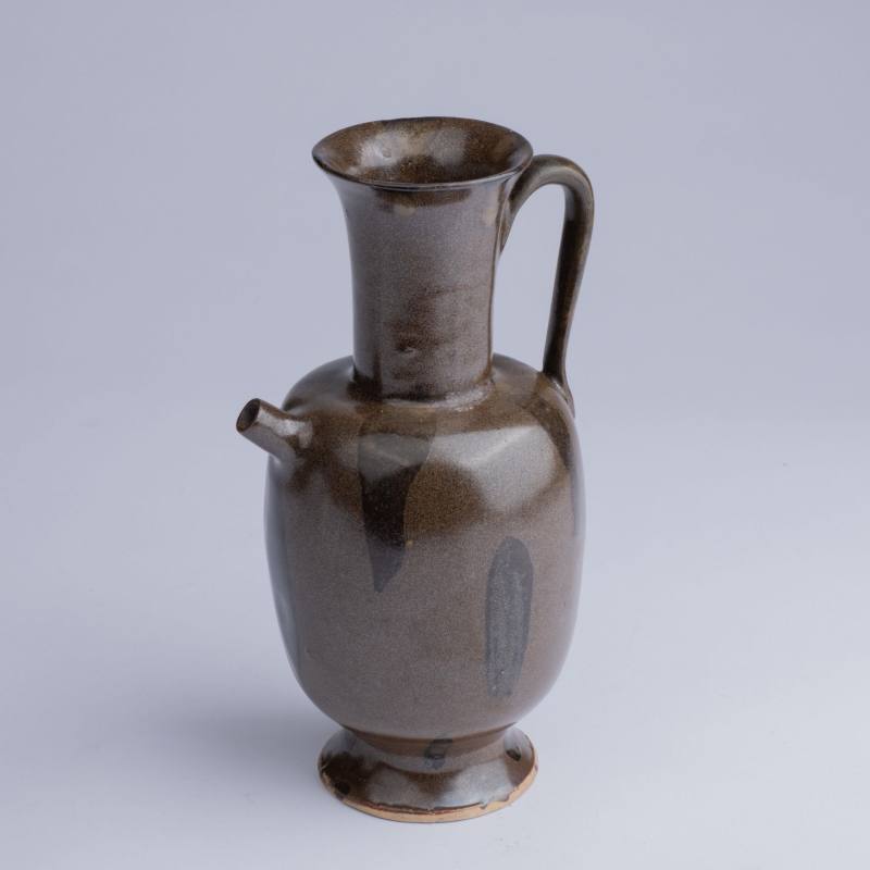    宋 山西窯口黑釉執壺