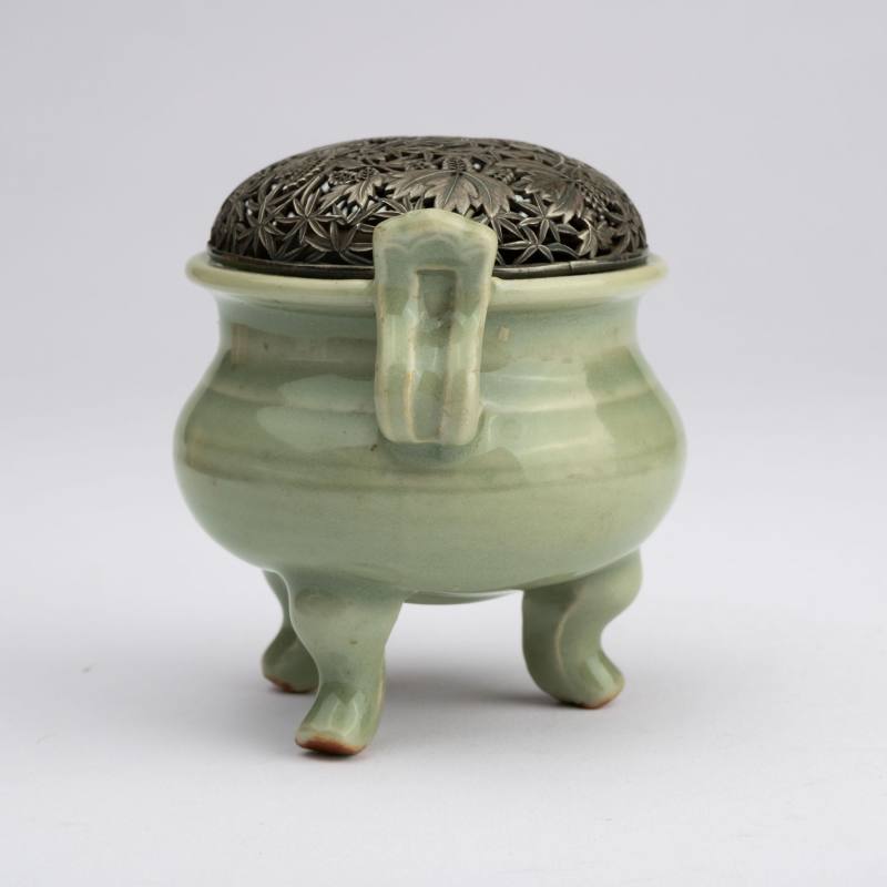    元 龍泉窯青磁三足香爐 - 图5