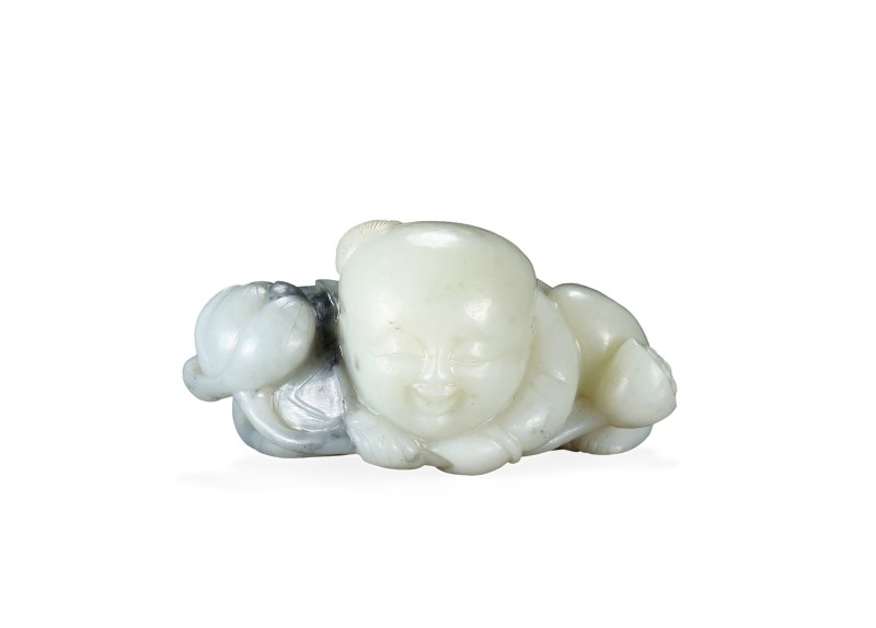 清中期 白玉巧色巧雕持莲童子