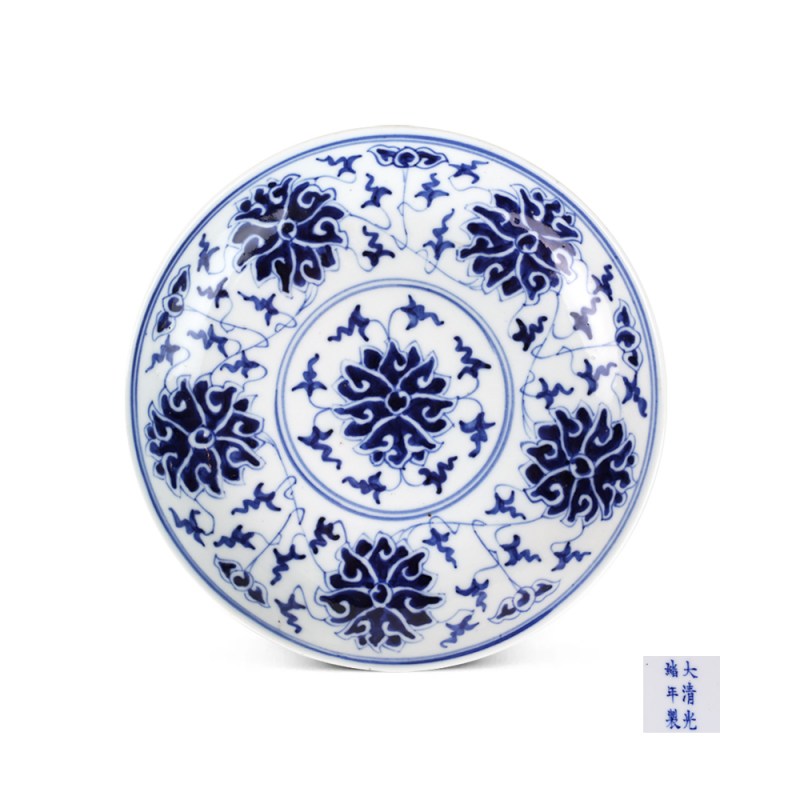 清末 青花缠枝莲纹盘