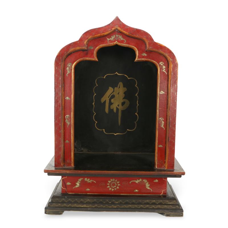 清代  大漆描金佛龛