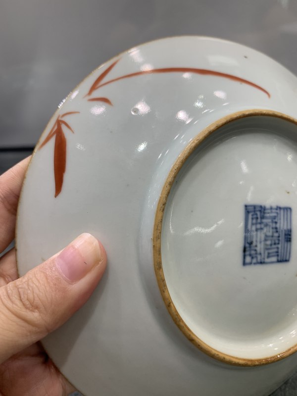 清乾隆粉彩仿石纹釉墨彩诗文盘 - 图7