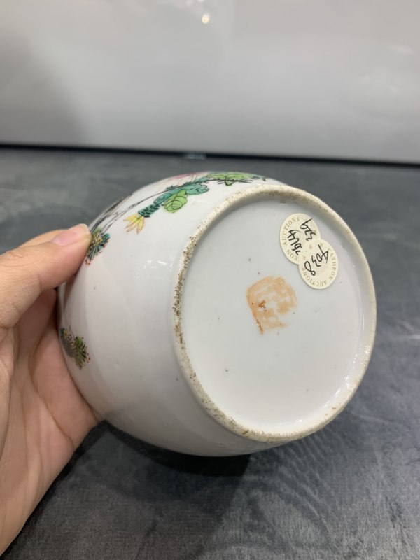 民国粉彩花鸟纹小盖缸 - 图9