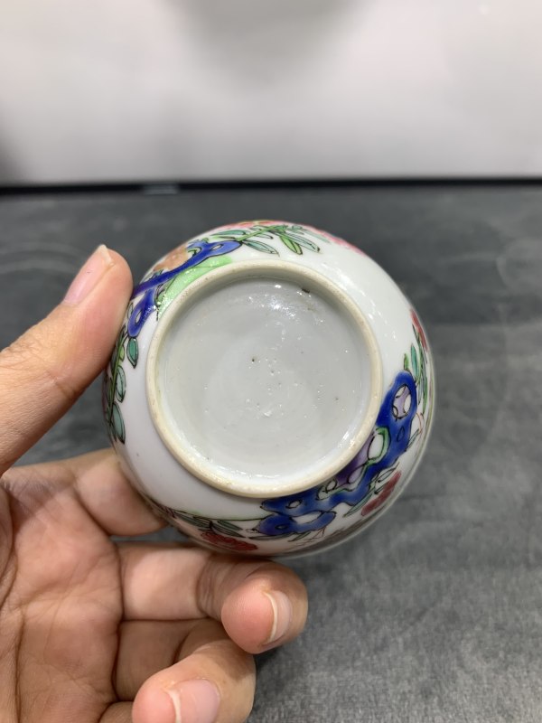 清雍正粉彩安居乐业纹小杯 - 图8