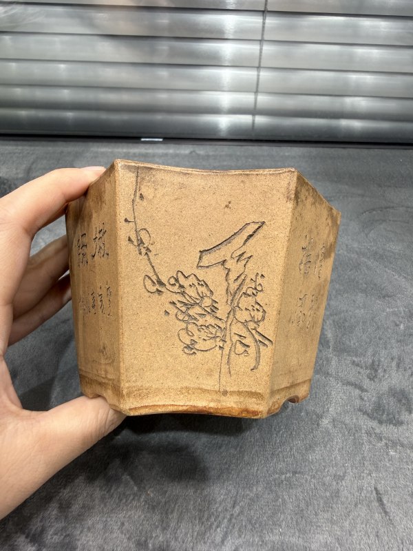 清紫砂花卉纹六边形小花盆 - 图4